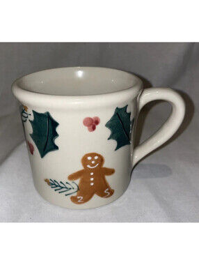 Hartstone Pottery Christmas Holiday Holly Gingerbread Man mug 1992